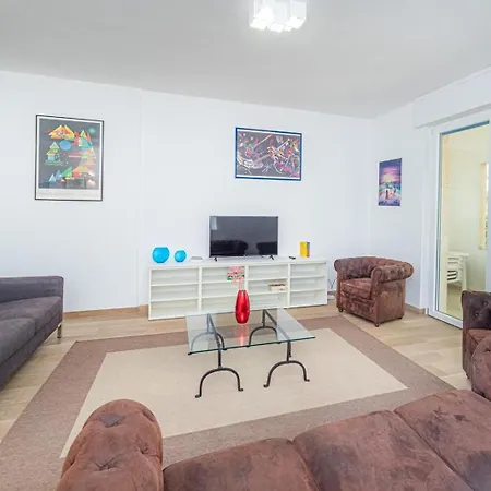 The Flats In Mottola